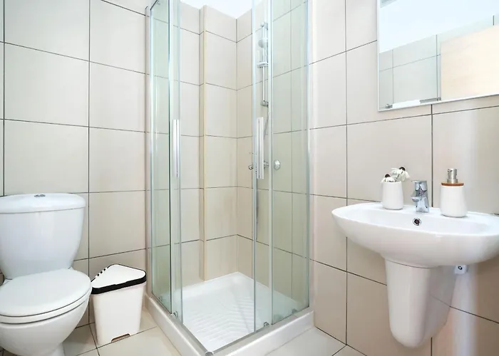 Meryl - Coralli Beachfront Apartament Protaras