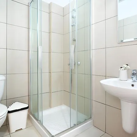 Meryl - Coralli Beachfront Appartamento Protaras