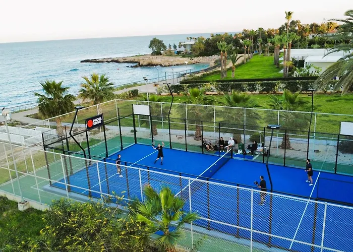 Meryl - Coralli Beachfront 아파트